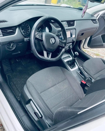 Skoda Octavia cena 27000 przebieg: 340000, rok produkcji 2014 z Rzeszów małe 191